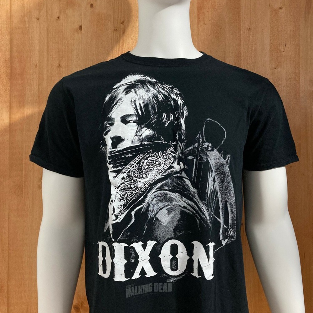 GILDAN DIXON WALKING DEAD 
Black Graphic T-Shirt size small